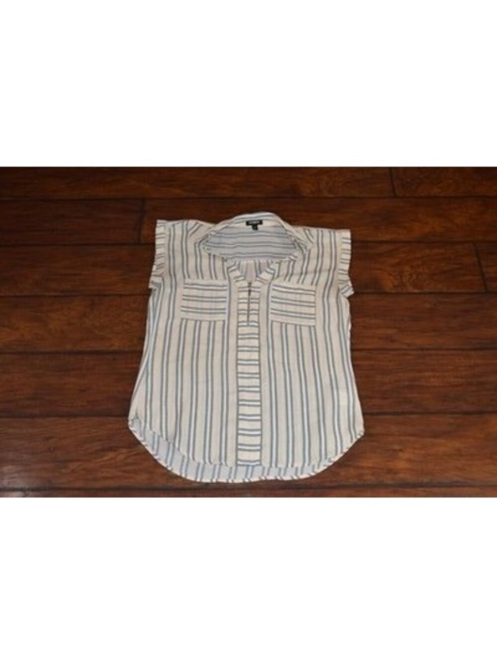 Women’s  Size Small Shirt V-Neck Rolled Sleeveless Stripes Casual Chic Preppy